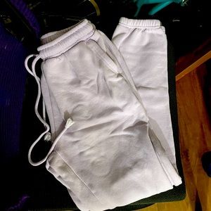 Sold**Light purple jogger💜